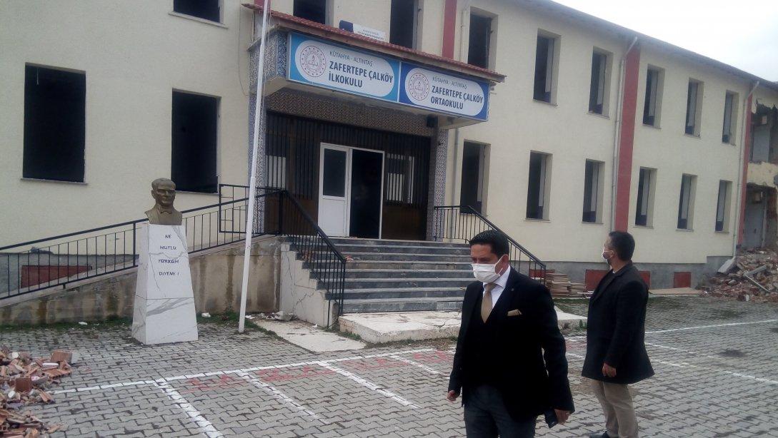 İlçe Milli Eğitim Müdürümüz İsmail GÜVEN, Destekleme Çalışmaları Süren Zafertepeçalköy İlk/Ortaokulu Binasını Gezdi