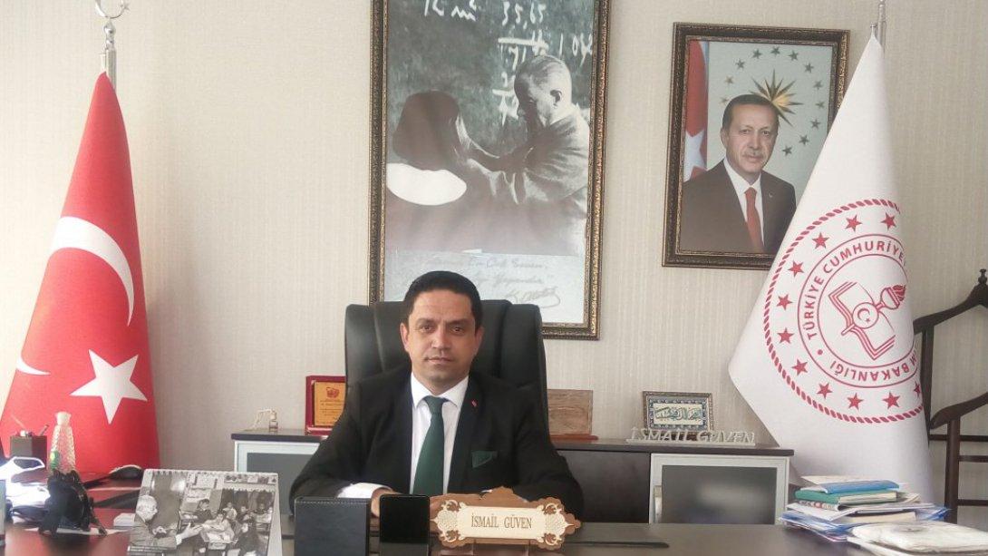 İlçe Milli Eğitim Müdürümüz İsmail Güven'in 29 Ekim Cumhuriyet Bayramı Mesajı