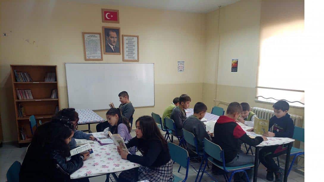 Çayırbaşı Şehit Yaşar Çakır Ortaokulu Kütüphane Çalışmaları