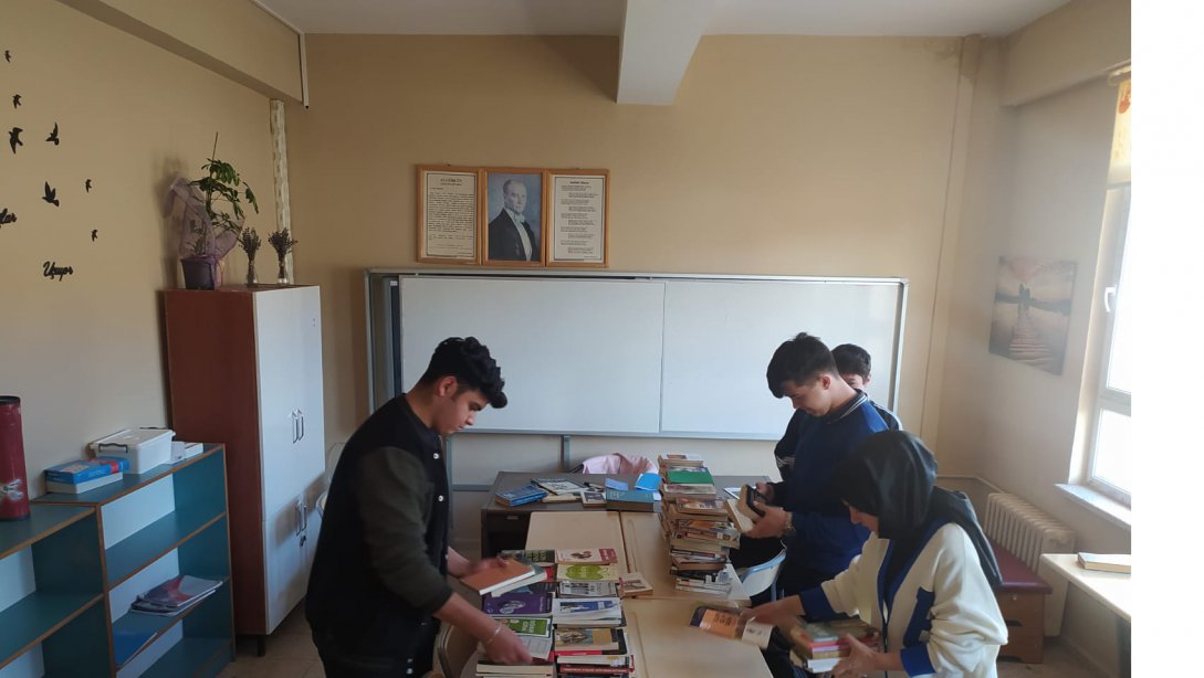 Şehit Polis Elvan Özbay Mesleki ve Teknik Anadolu Lisesi Kütüphane Faaliyetleri